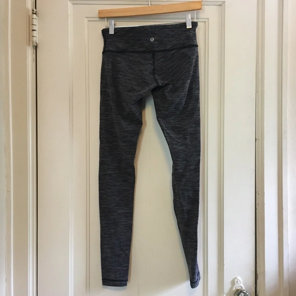 Lululemon Wunder Under leggings